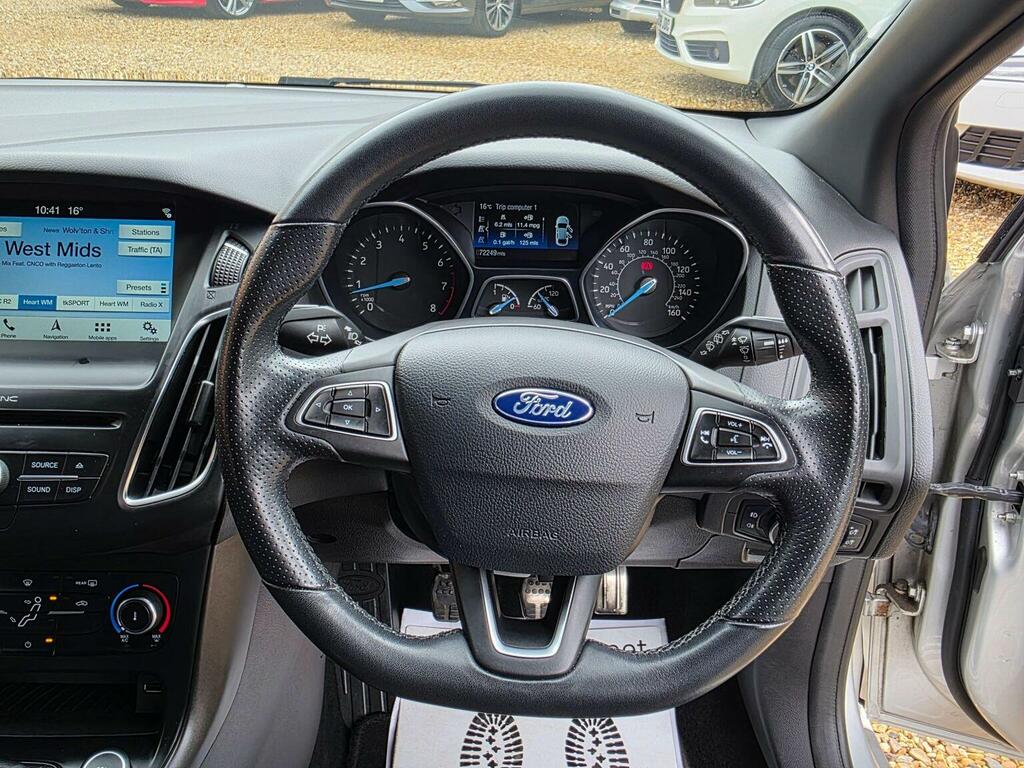 Ford Focus Hatchback 1.0T Ecoboost St-line Euro 6 Ss YM18NHU Silver #4
