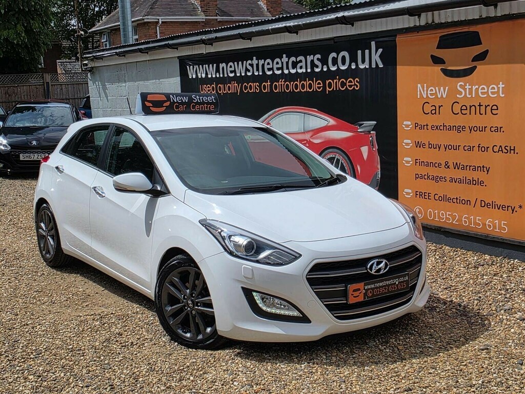 Hyundai I30 Hatchback 1.6 Crdi Blue Drive Premium Dct Euro 6 Blue