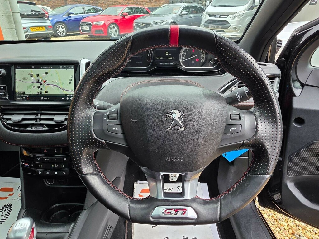 Peugeot 208 Hatchback 1.6 Thp Gti Prestige Euro 6 Ss 2 Black #4