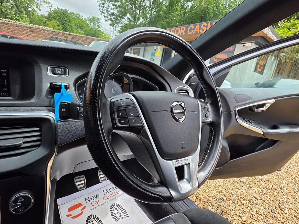 Volvo V40 2.0 D2 R-design Euro 6 Ss Grey #4