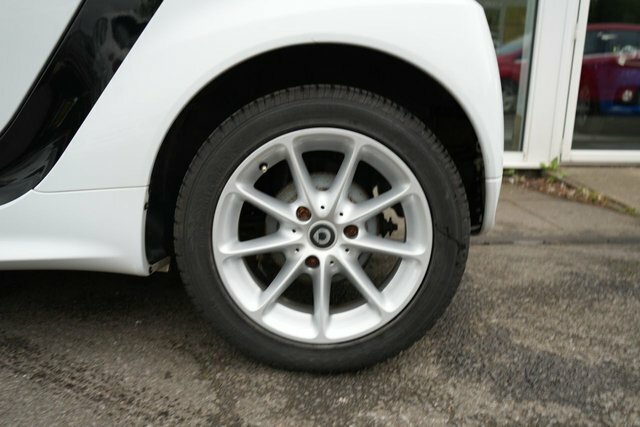 Smart Fortwo Coupe 1.0 Brabus Xclusive Softtouch White #7