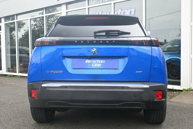 Peugeot e-2008 50Kwh Gt Suv 136 Ps Blue #4