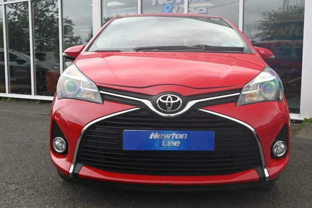Toyota Yaris 1.33 Dual Vvt-i Icon Hatchback E YG16APT Red #2