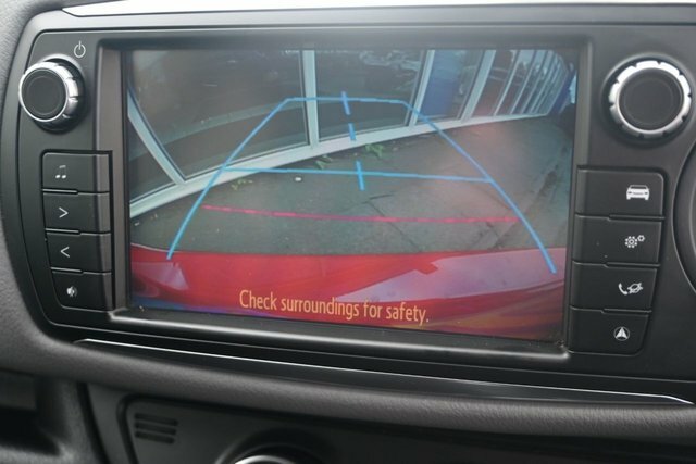 Toyota Yaris 1.33 Dual Vvt-i Icon Hatchback E YG16APT Red #6