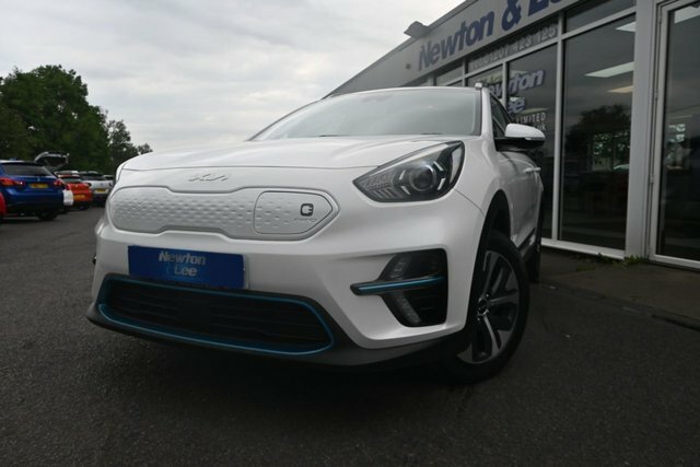 Kia e-Niro 64Kwh 2 Suv 201 Bhp White #3