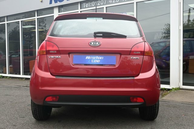 Kia Venga 1.4 Crdi 1 Mpv Euro 5 89 Bhp Red #4