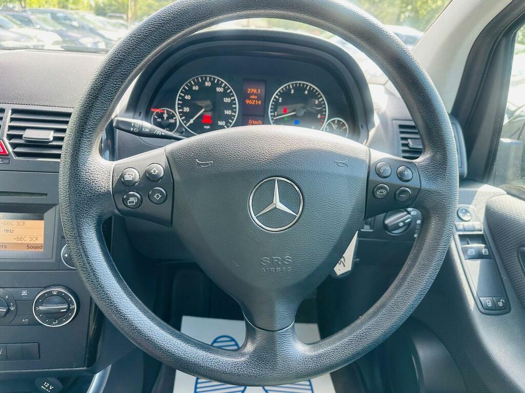 Mercedes-Benz A Class A160 Blueefficiency Classic Se Silver #37
