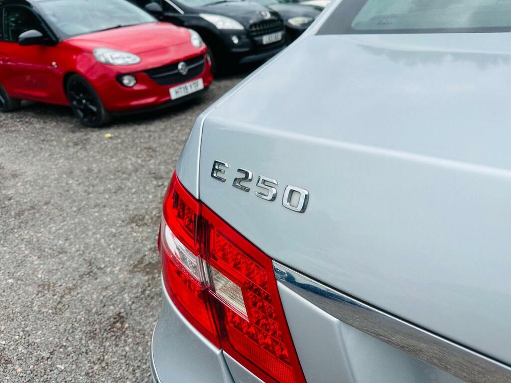 Mercedes-Benz E Class E220 Cdi Silver #44