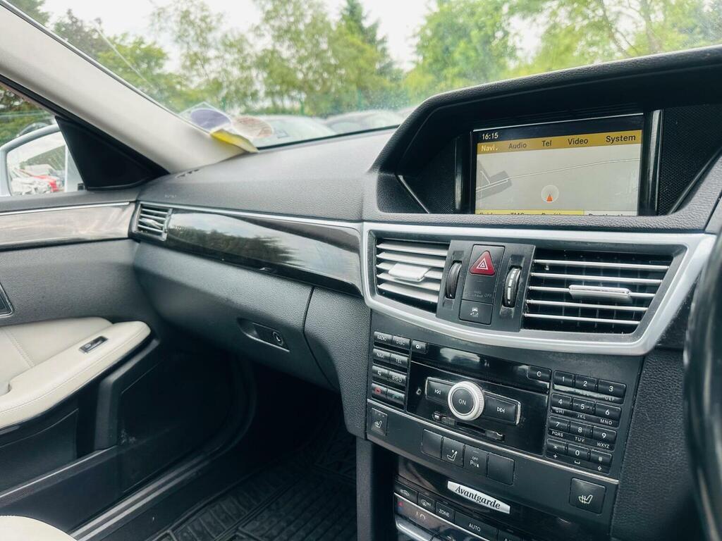 Mercedes-Benz E Class E220 Cdi Silver #20