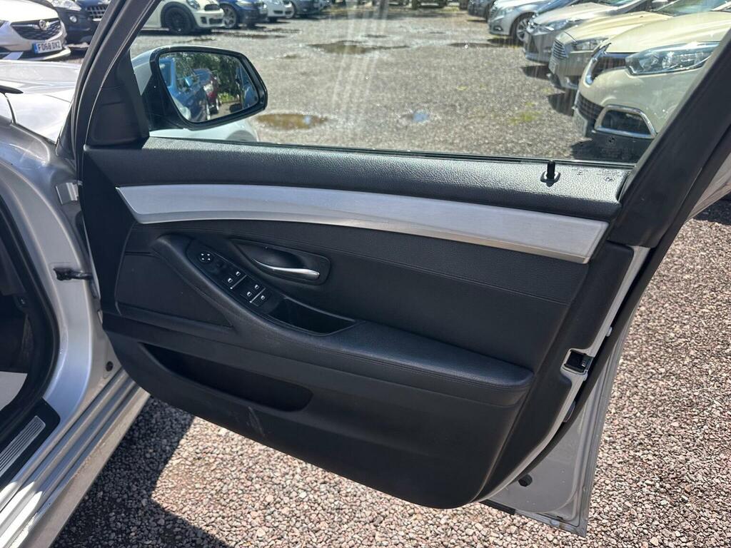 BMW 5 Series 530D Luxury Grey #27