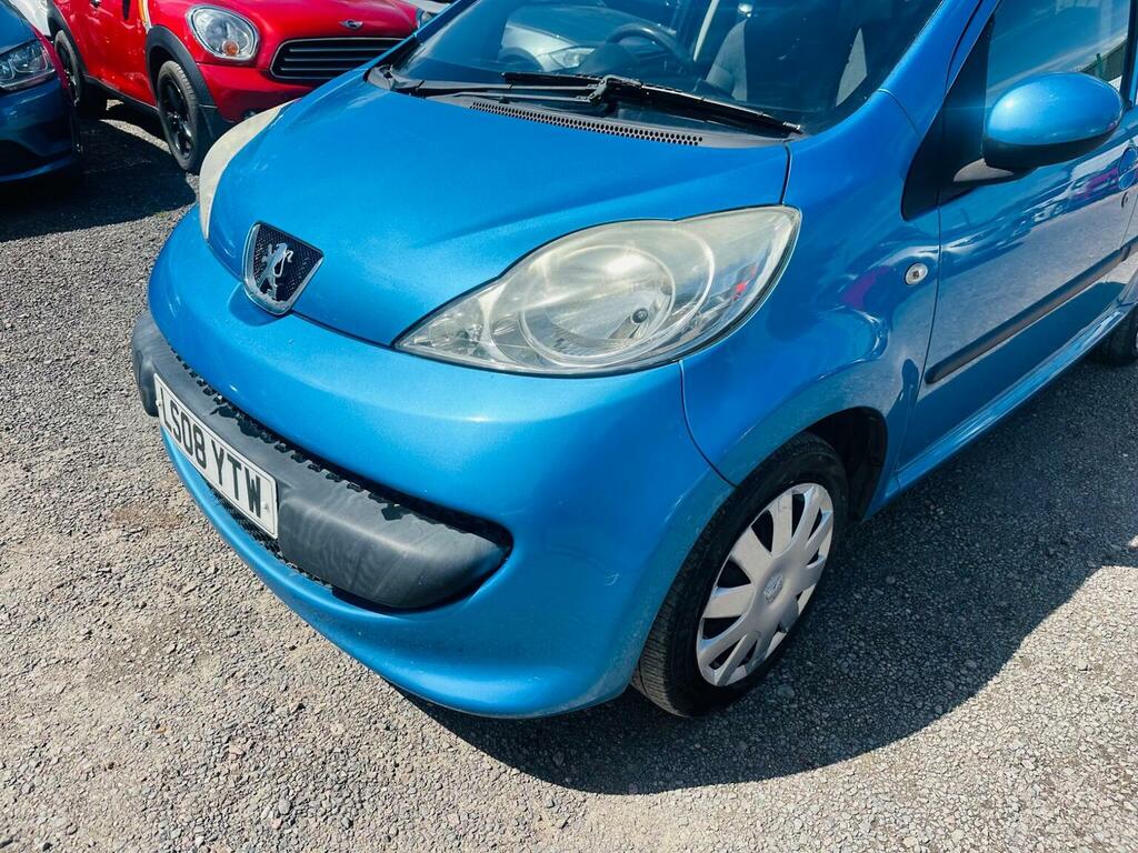 Peugeot 107 Hatchback Red #9