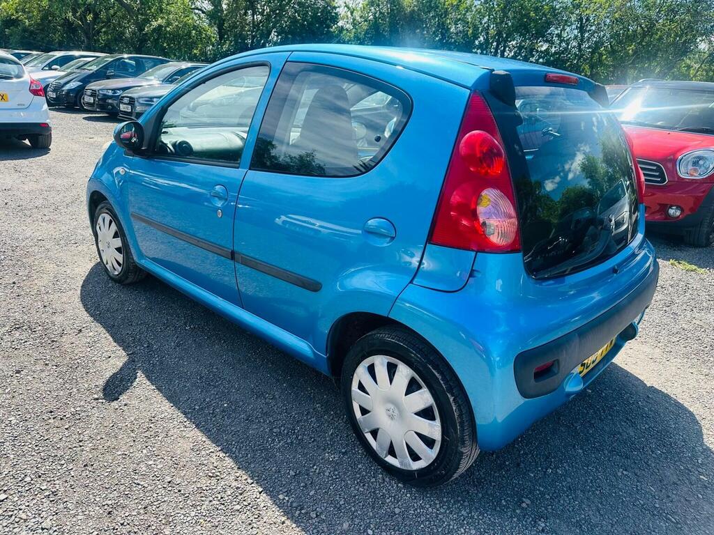 Peugeot 107 Hatchback Red #10