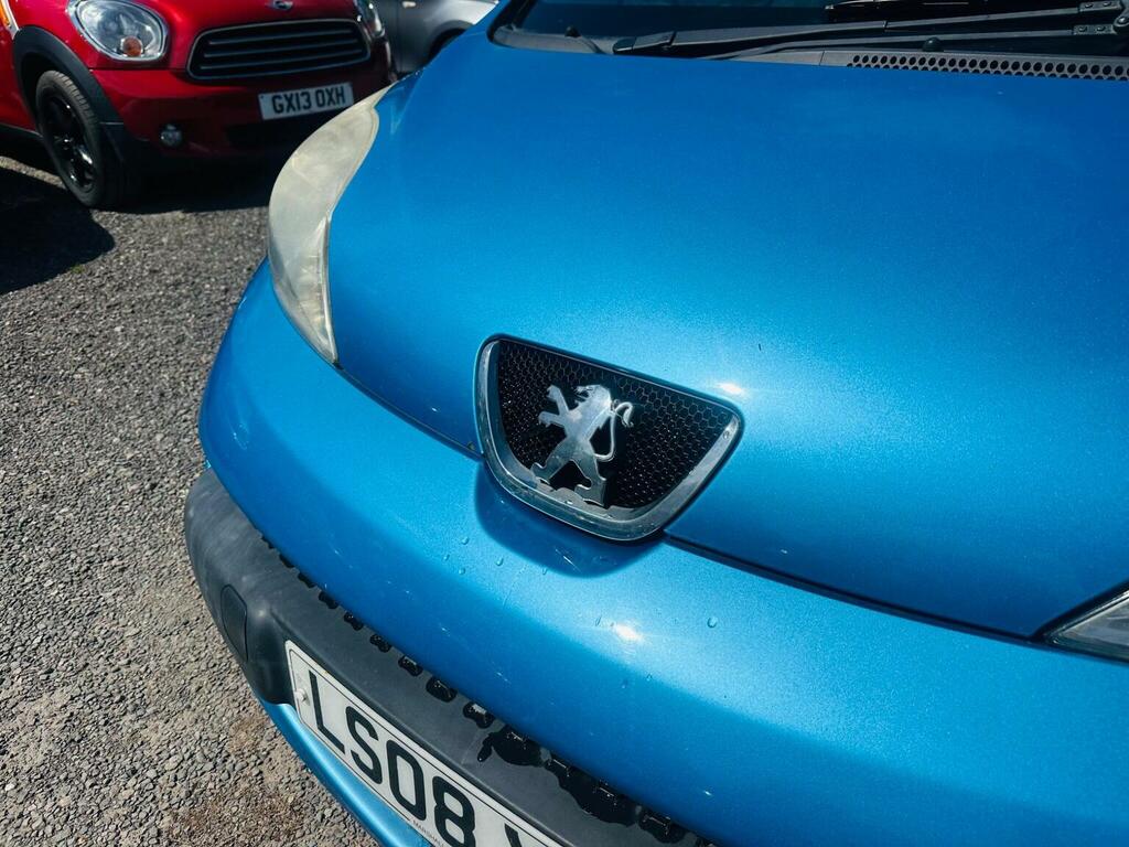Peugeot 107 Hatchback Red #36