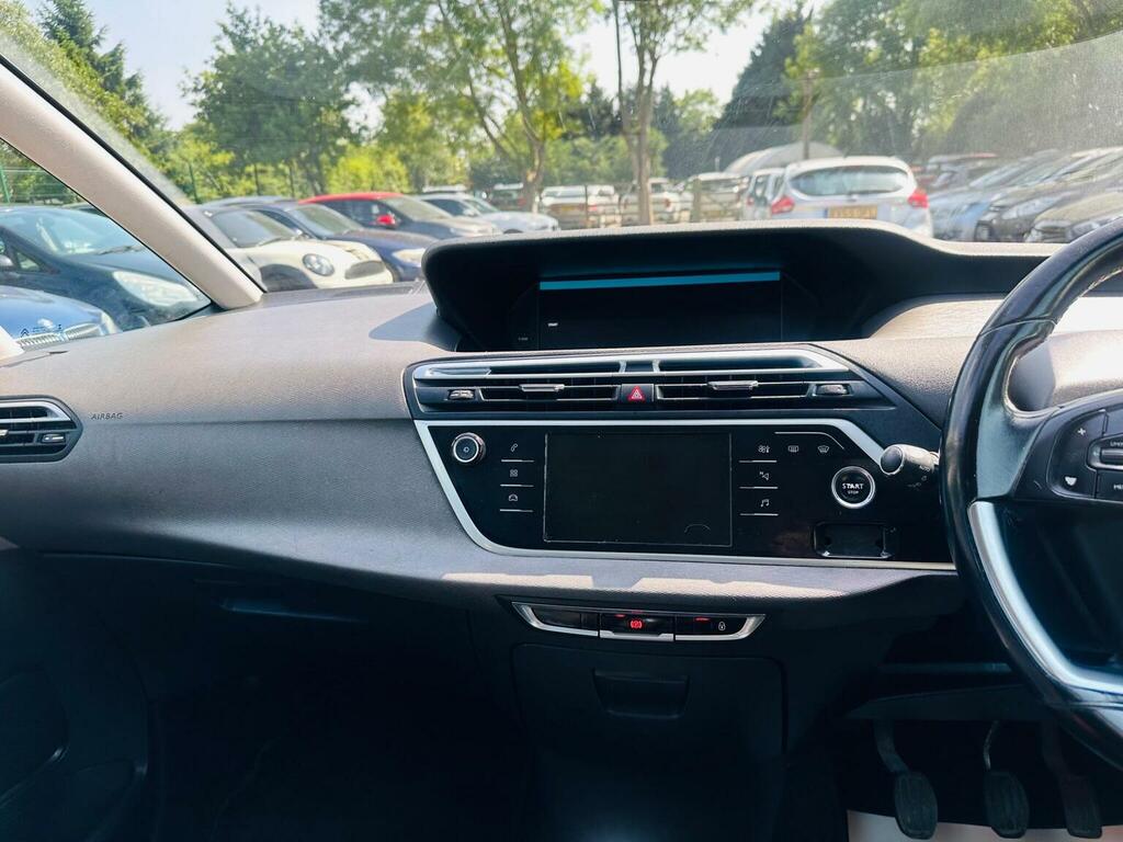 Citroen Grand C4 Picasso Picasso 1.2 Puretech Red #17