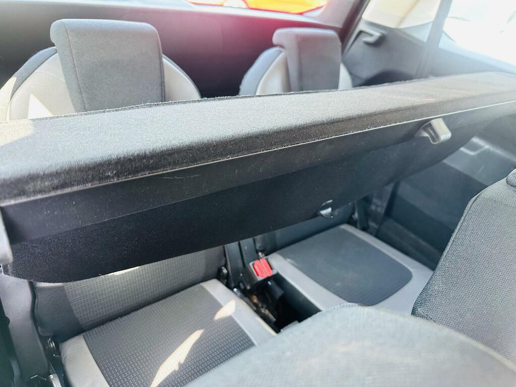 Citroen Grand C4 Picasso Picasso 1.2 Puretech Red #23