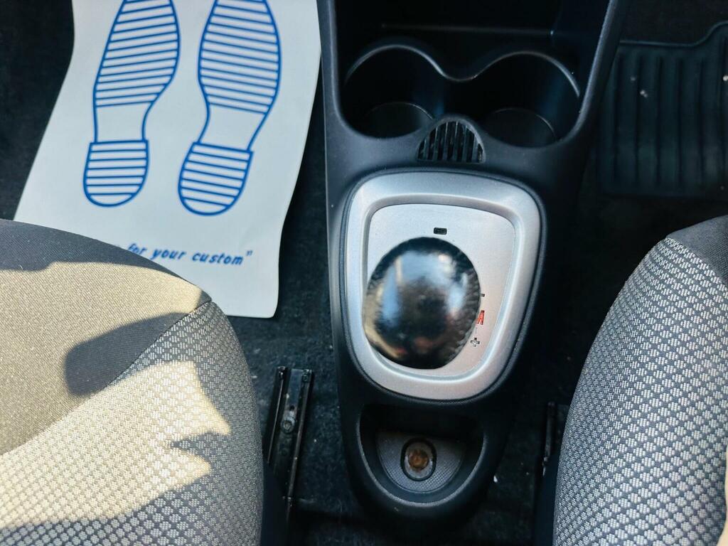 Toyota Aygo 1.0 Fire White #39