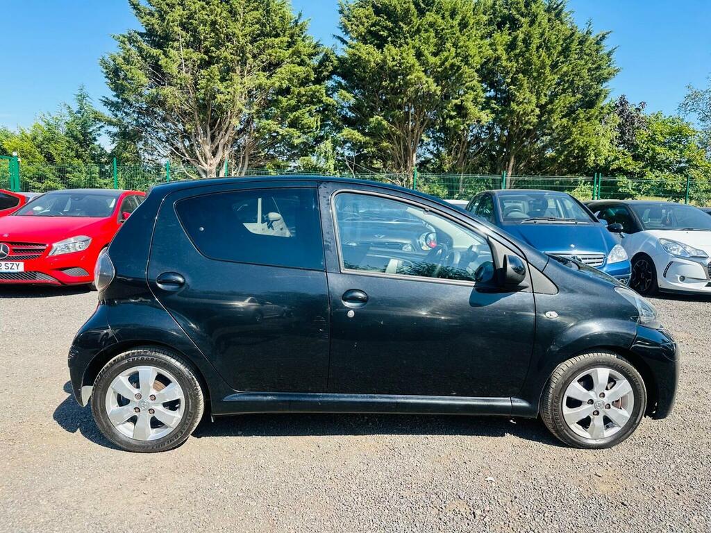 Toyota Aygo 1.0 Fire White #15