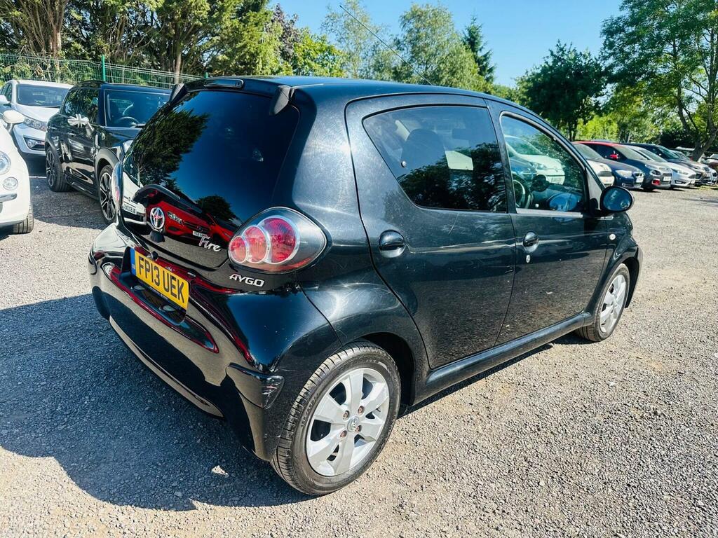 Toyota Aygo 1.0 Fire White #16