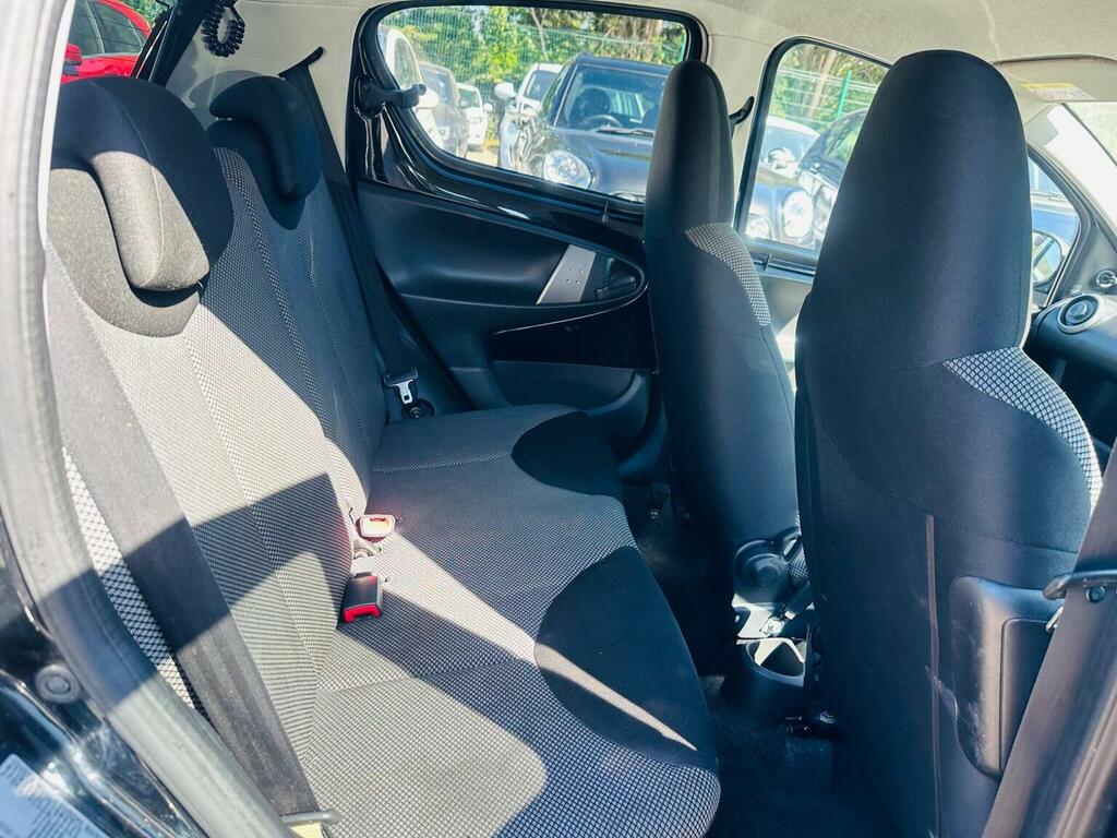 Toyota Aygo 1.0 Fire White #26