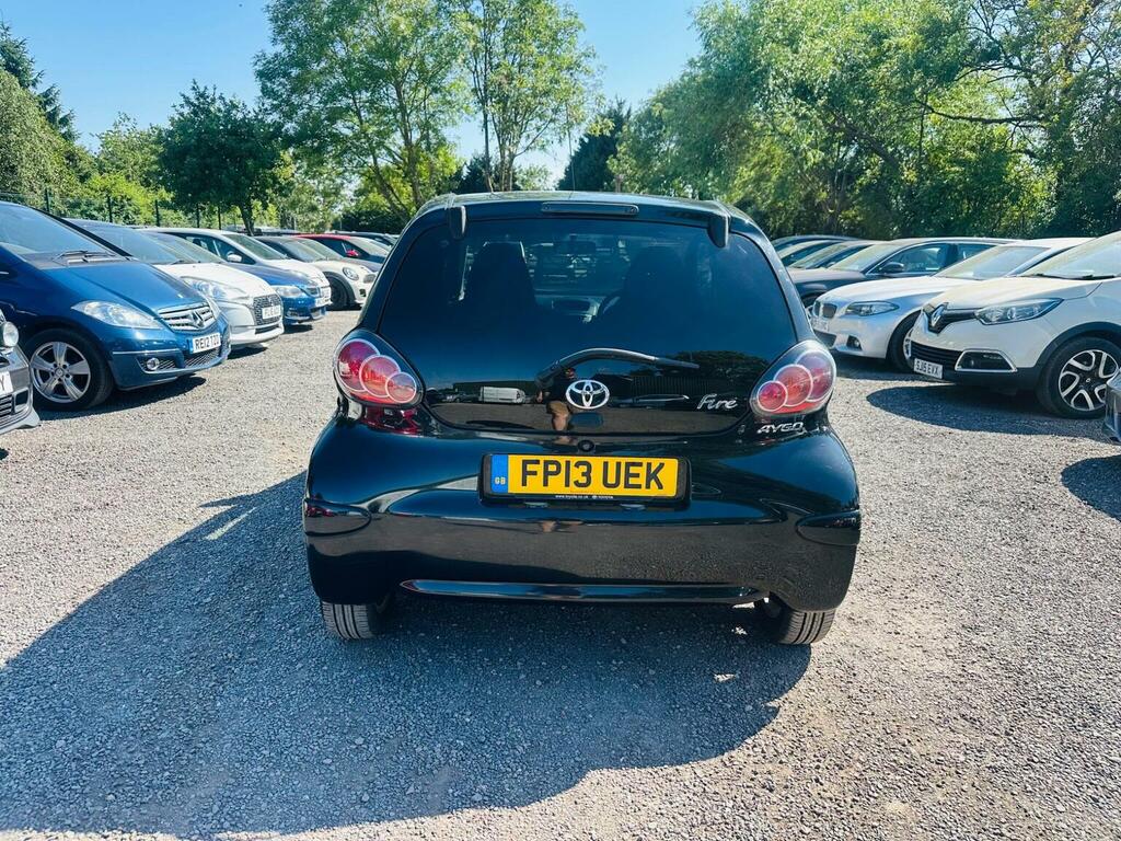Toyota Aygo 1.0 Fire White #12