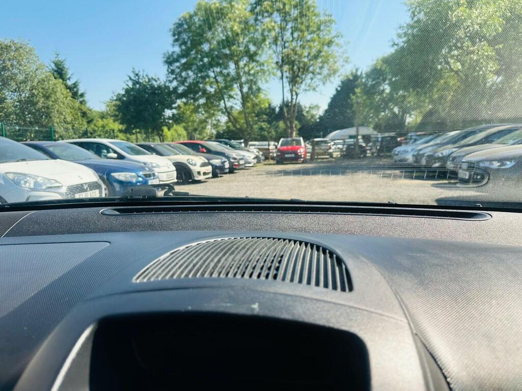 Toyota Aygo 1.0 Fire White #37