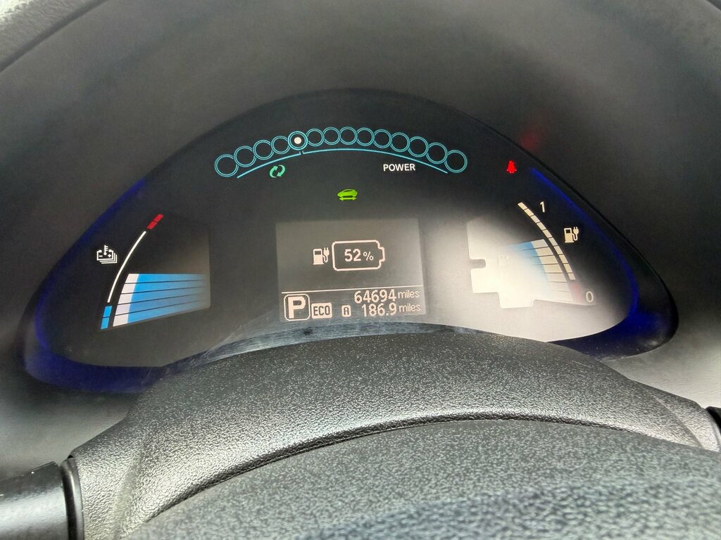 Nissan Leaf Tekna 109 Bhp Silver #9