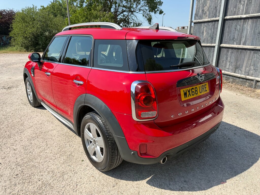 Mini Countryman 1.5 Cooper Classic Suv Euro 6 S Red #2