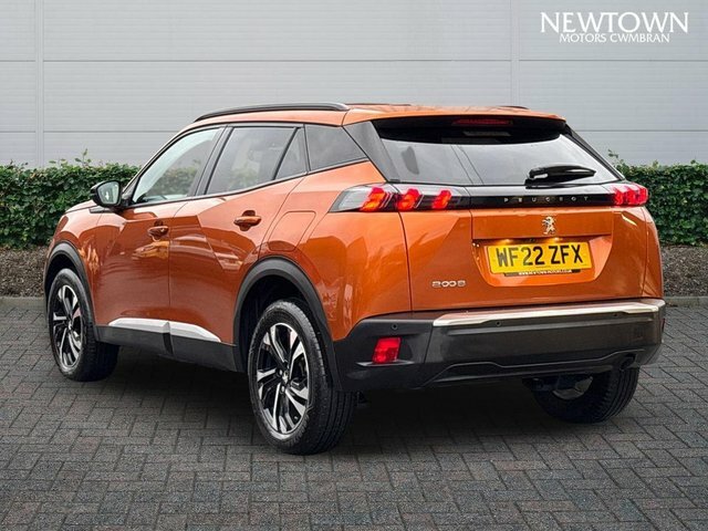 Peugeot 2008 1.2 Puretech Allure Premium Suv Orange #5