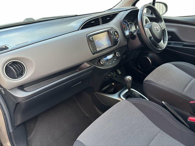 Toyota Yaris 1.5L Excel Red #10