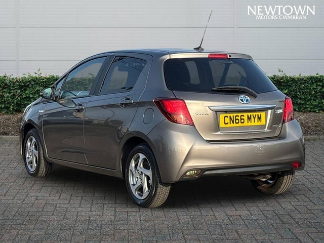 Toyota Yaris 1.5 Vvt-h Icon Hatchback Hybrid E-cvt E Brown #5