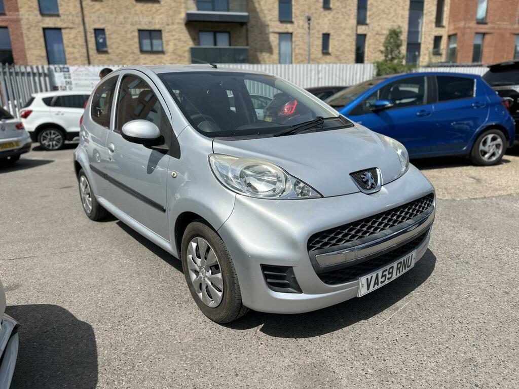 Peugeot 107 1.0 12V Urban Hatchback 2 Tronic Euro 4 Silver #2