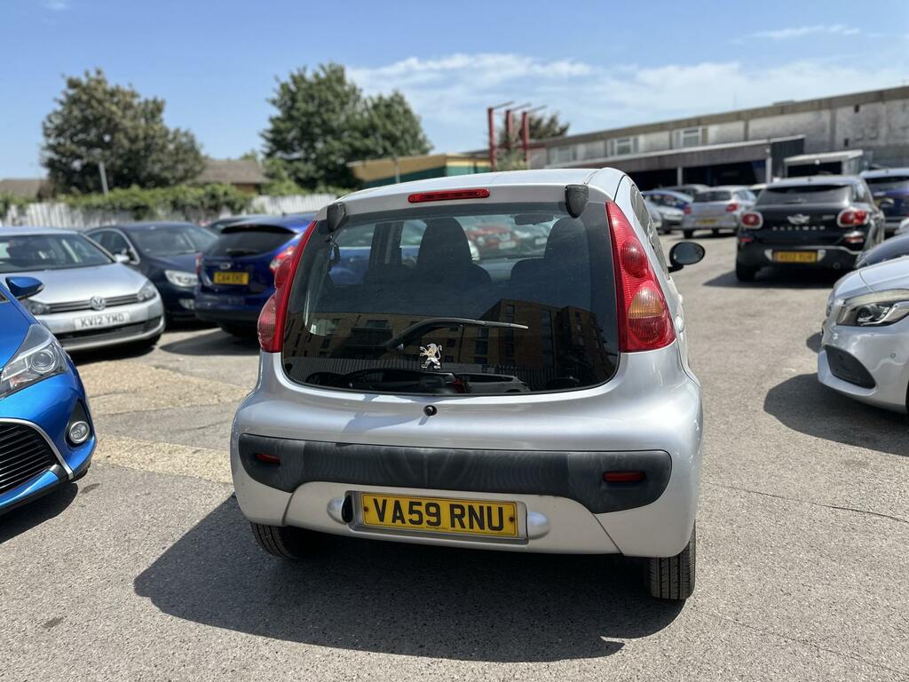 Peugeot 107 1.0 12V Urban Hatchback 2 Tronic Euro 4 Silver #3