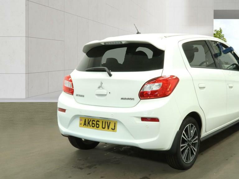 Mitsubishi Mirage 1.2 Juro Hatchback Cvt Euro 6 Ss 79 White #2