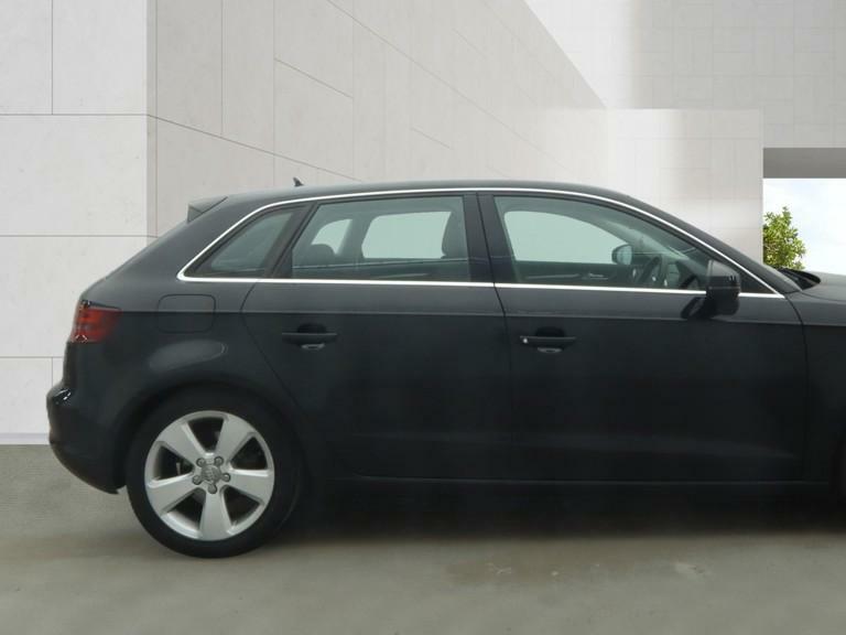 Audi A3 Sport Black #5