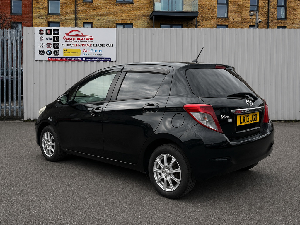 Toyota Yaris 1.33 Dual Vvt-i Sr Euro 5 #2