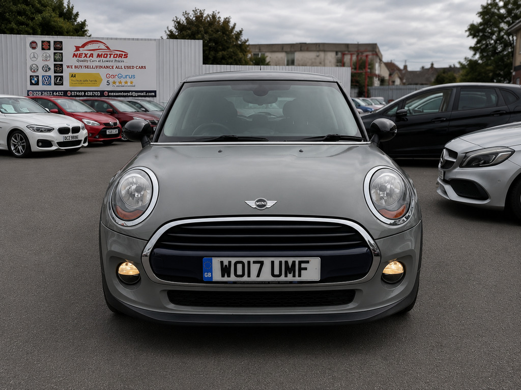 Mini Hatch Cooper Grey