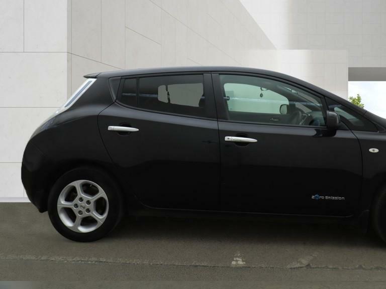 Nissan Leaf Acenta Black #4