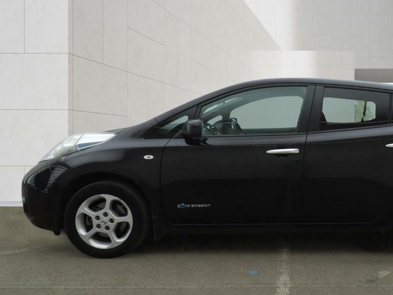 Nissan Leaf Acenta Black #5