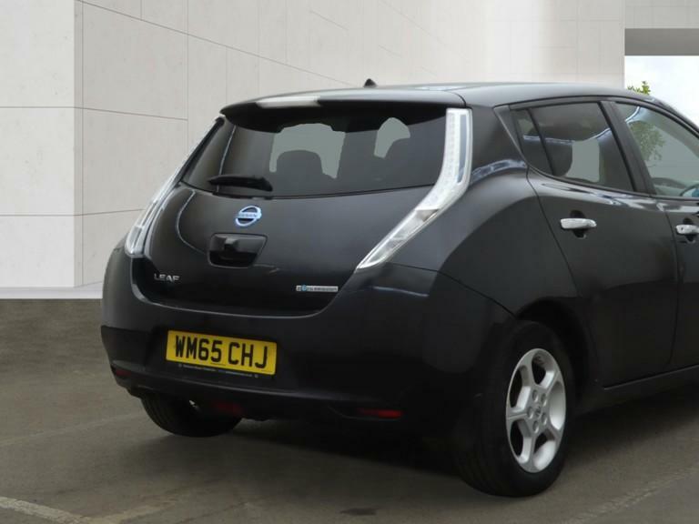 Nissan Leaf Acenta Black #3