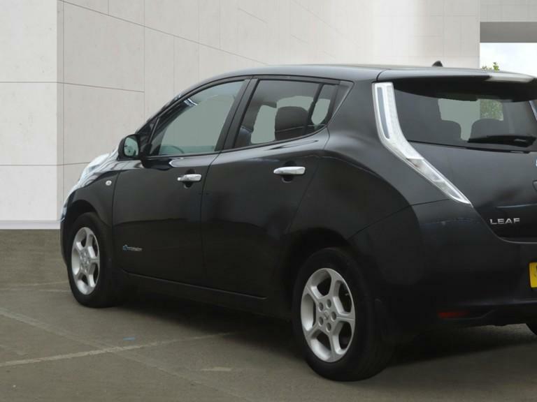 Nissan Leaf Tekna Blue #7