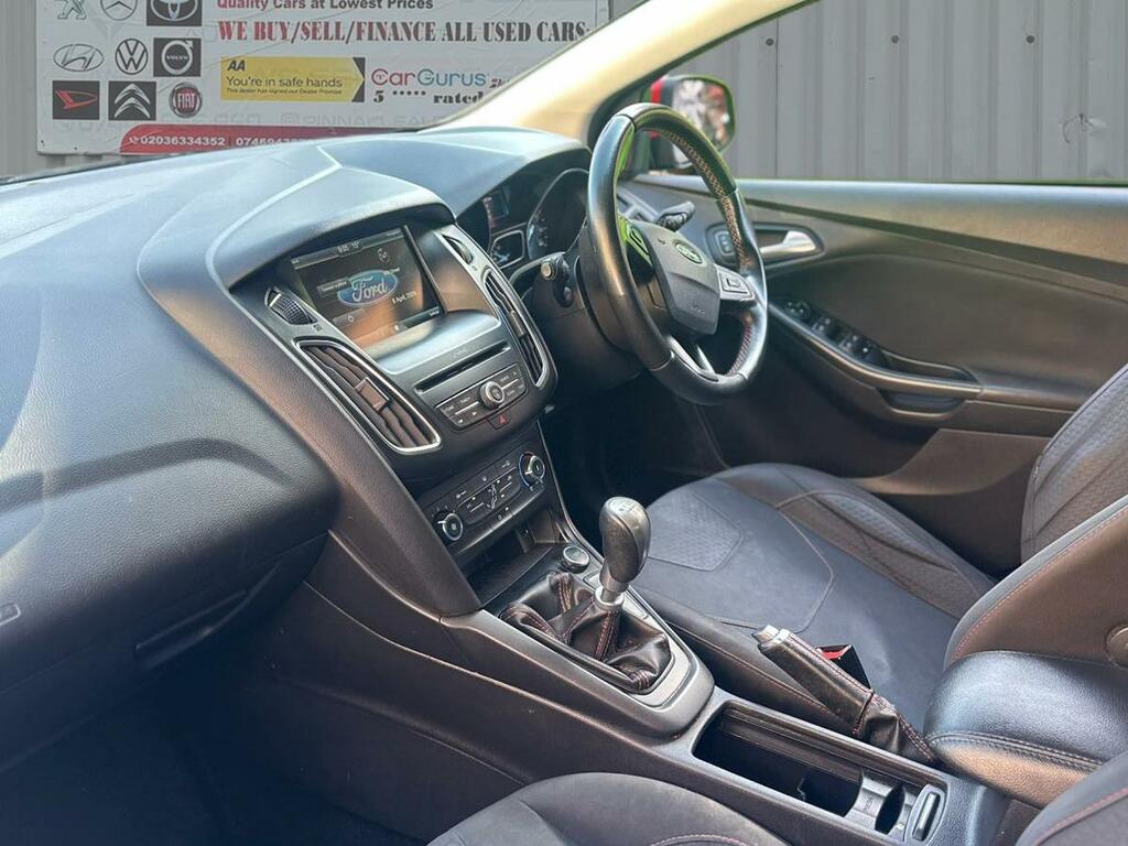 Ford Focus 1.5T Ecoboost Zetec S Euro 6 Ss  #18