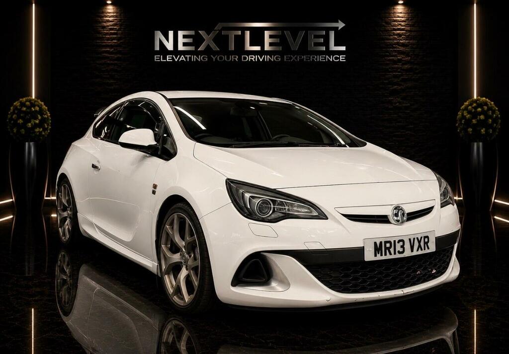 Vauxhall Astra GTC 2.0T Vxr Euro 5 Ss White