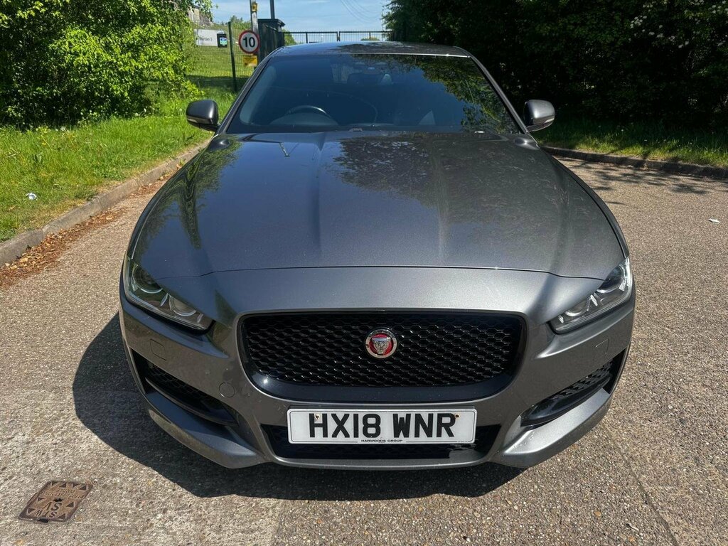 Jaguar XE Saloon Grey #7