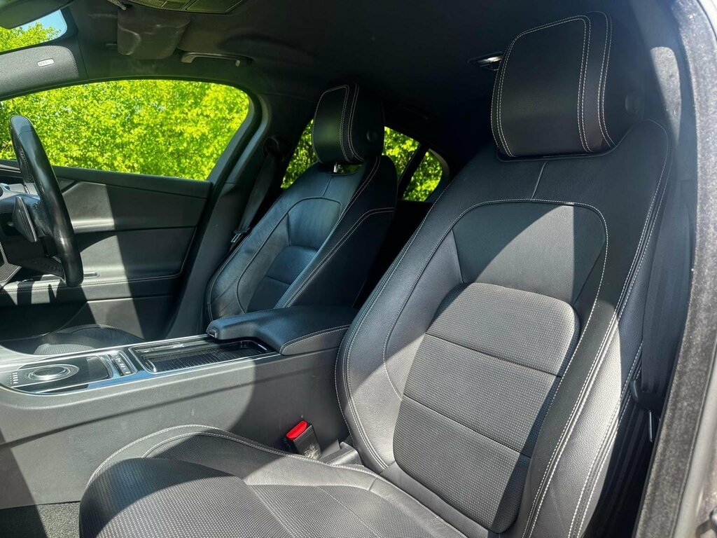 Jaguar XE Saloon Grey #107