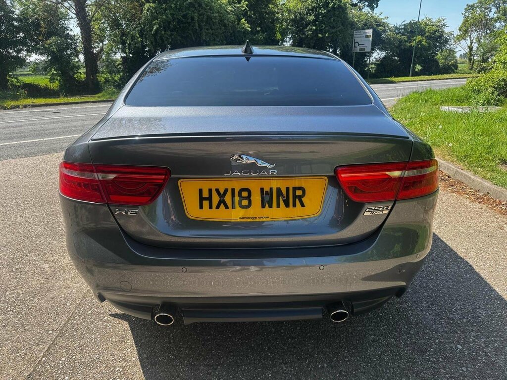 Jaguar XE Saloon Grey #70