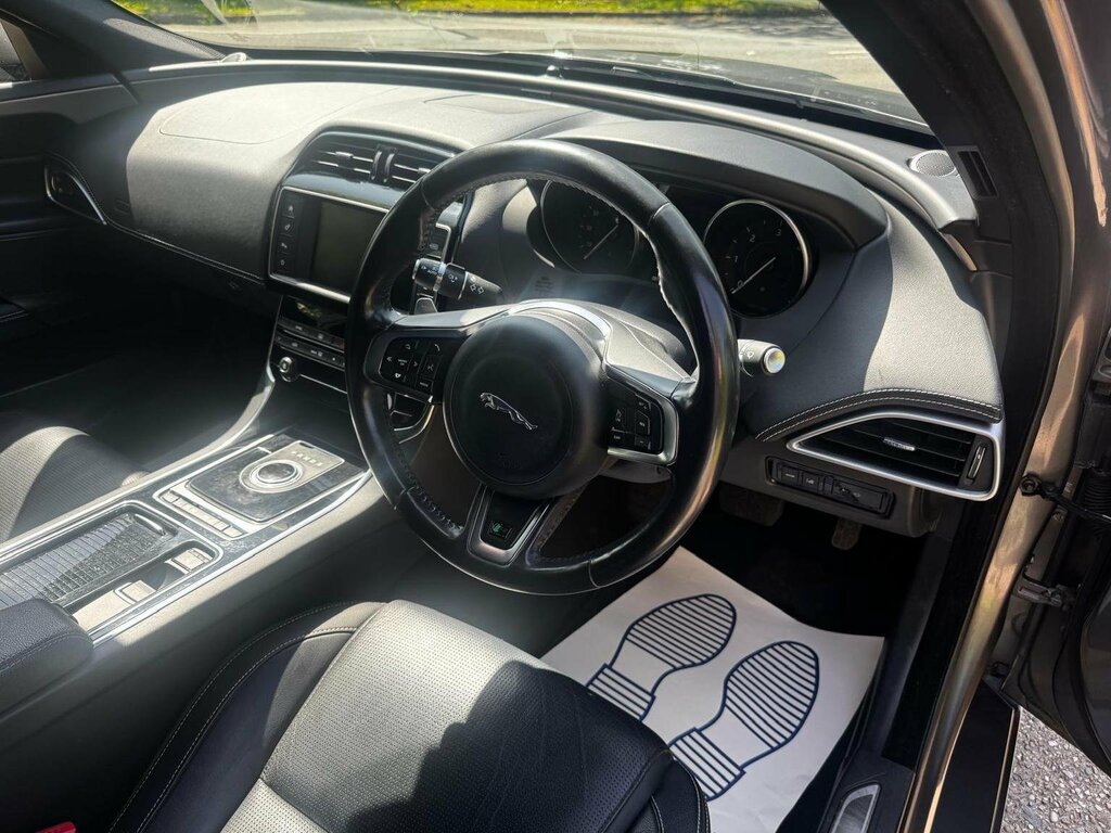 Jaguar XE Saloon Grey #103