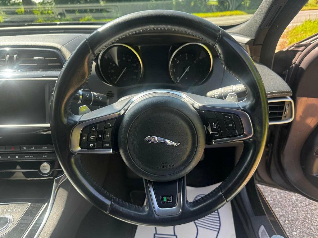 Jaguar XE Saloon Grey #45