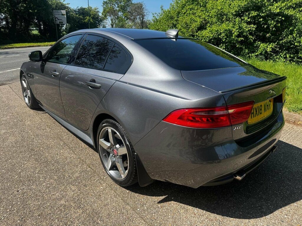 Jaguar XE Saloon Grey #9