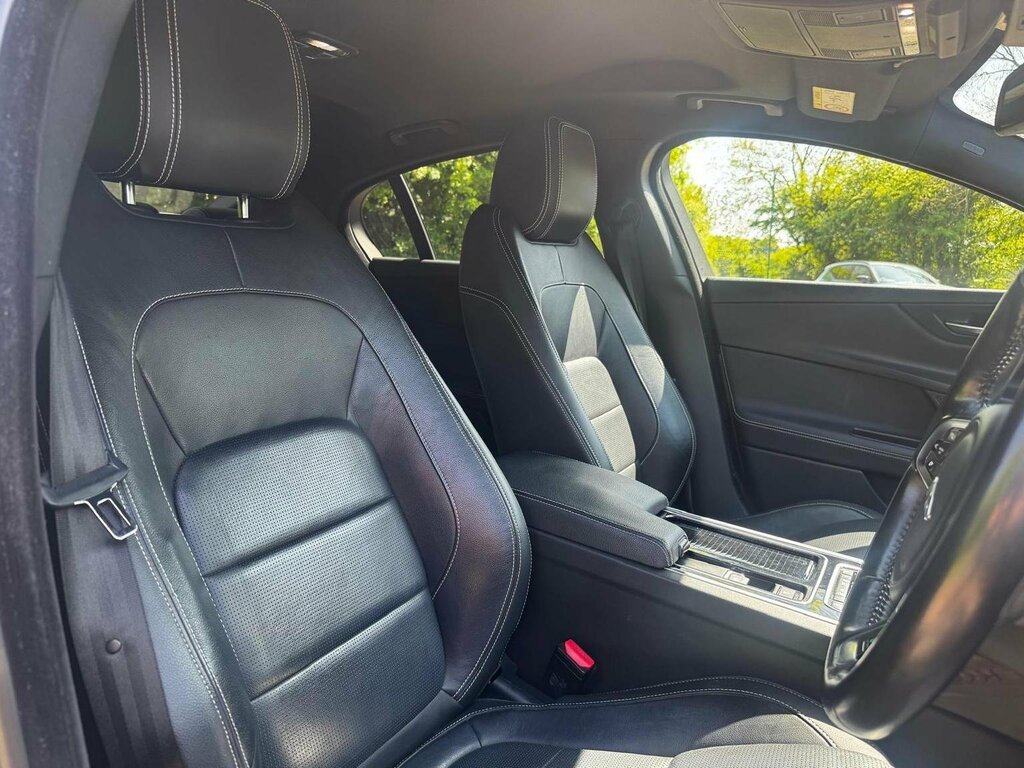 Jaguar XE Saloon Grey #77