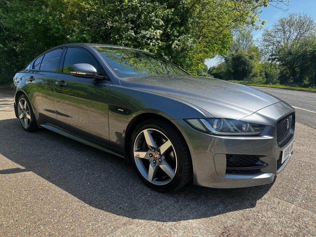 Jaguar XE 2.0D R-sport Awd Euro 6 Ss Grey